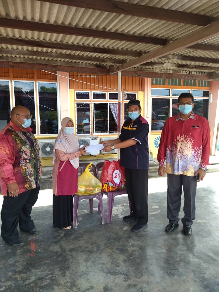 UiTM comes to the assistance of the underprivileged through  2021 Qaseh Ramadhan Program